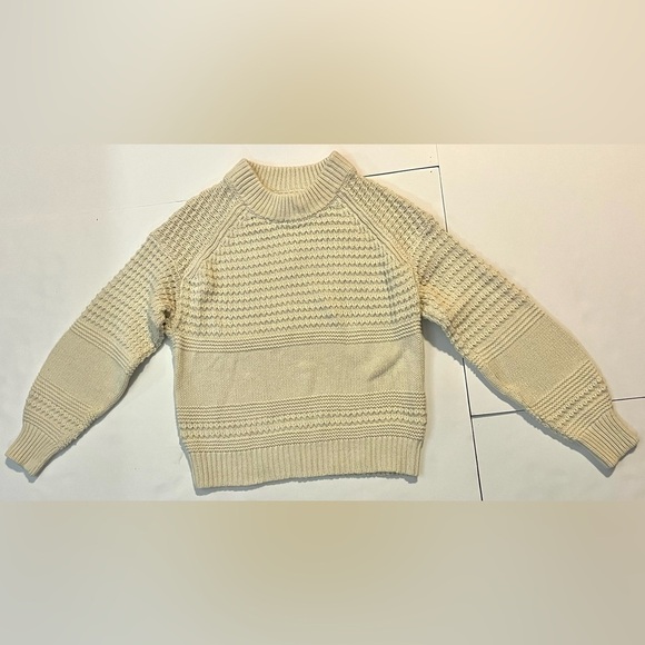 Universal Thread Sweaters - Universal Thread Women’s Cream Knit Warm Cozy Sweater Size Small